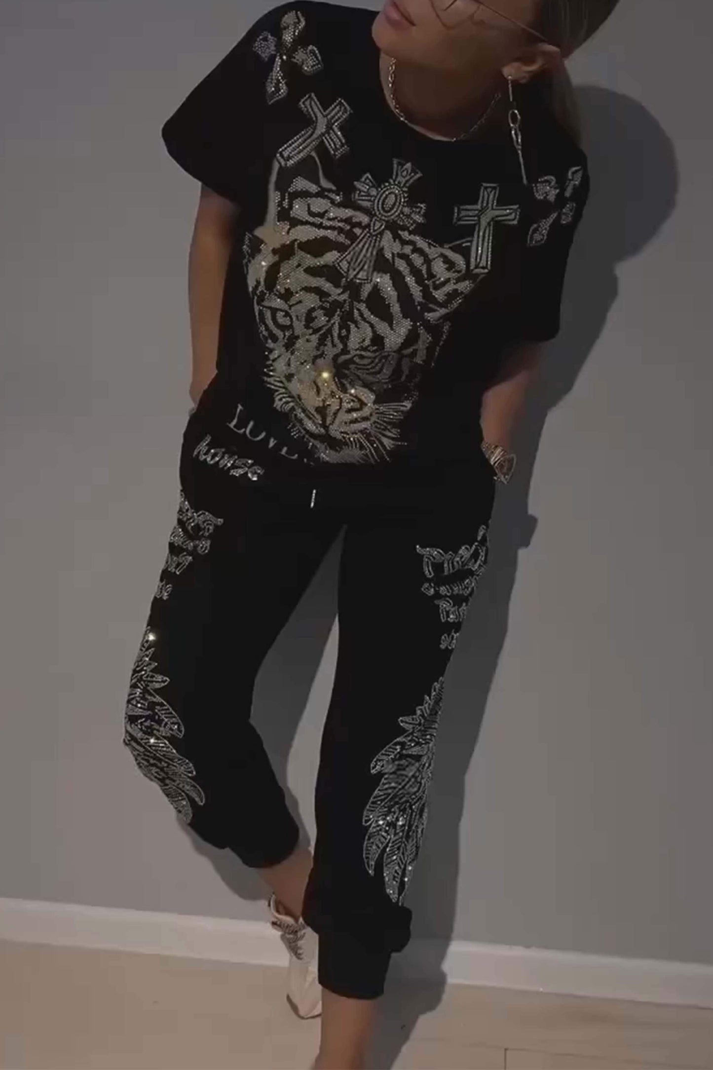 Conjunto de dos piezas para mujer, top y pantalón con estampado de rombos moderno.-ES