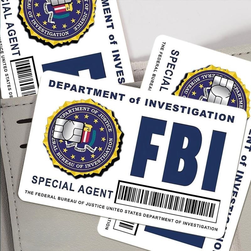 🔥Paket skinov za kartico tajnega agenta: dizajni FBI/ICE • Cosplay in darilne nalepke-SI