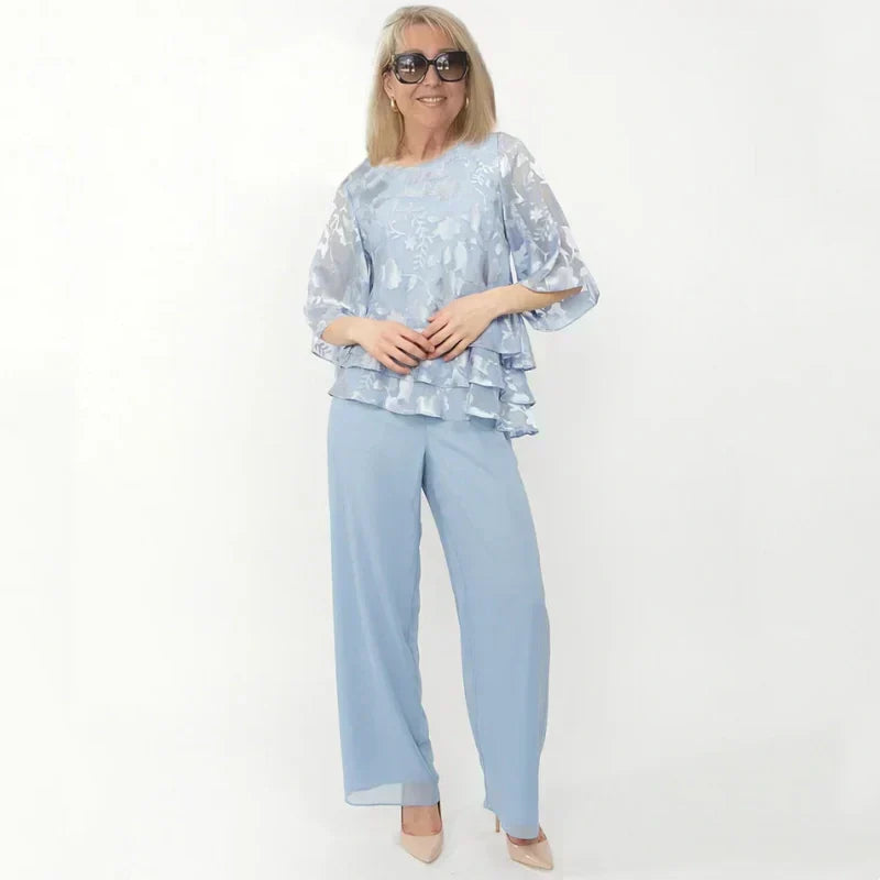 Elegantes tops de mujer con lazos y pantalones anchos en un conjunto.-ES