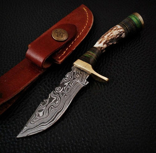 Cuchillo de acero de Damasco hecho a mano, de 15 cm de largo, con mango de cuerno-ES