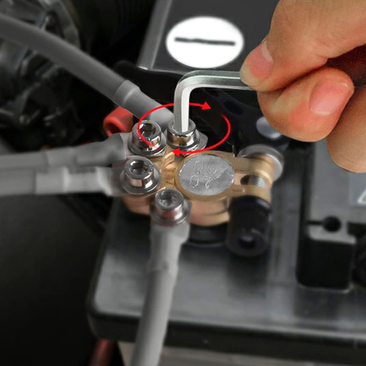 Conector de batería de coche de liberación rápida con cabezal de latón engrosado-ES