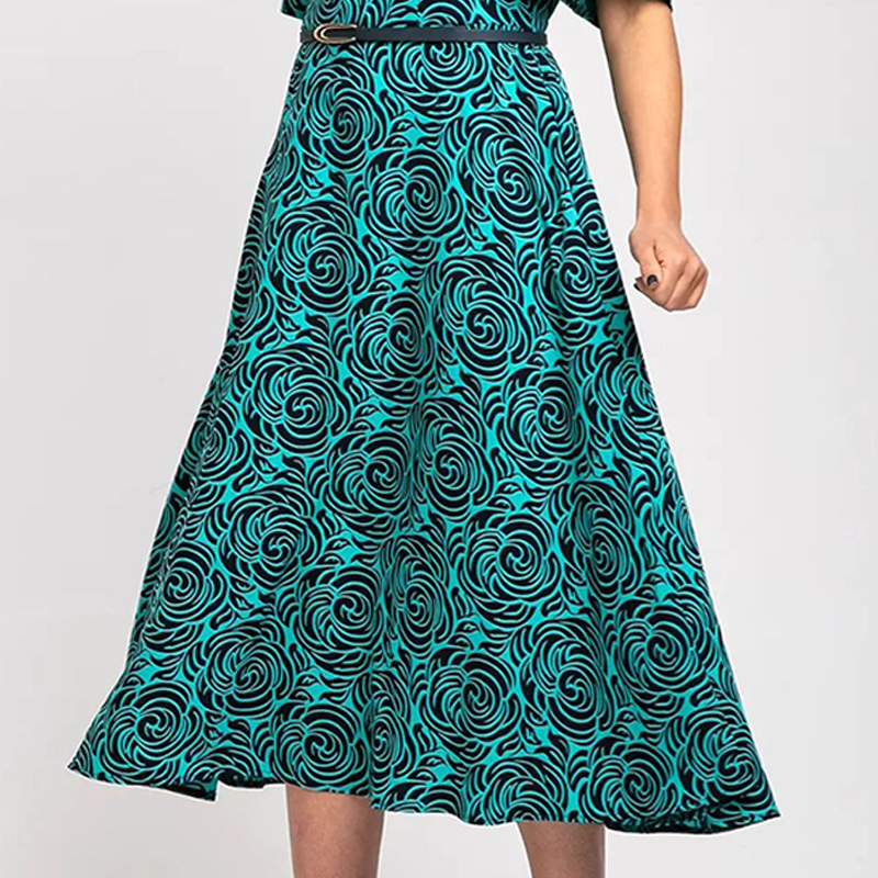 Elegante vestido largo estampado con cinturón-ES