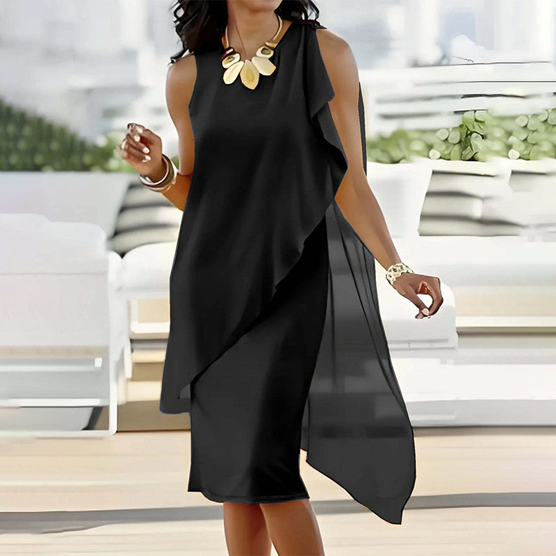 Elegante vestido sin mangas con escote redondo y malla asimétrica.-ES